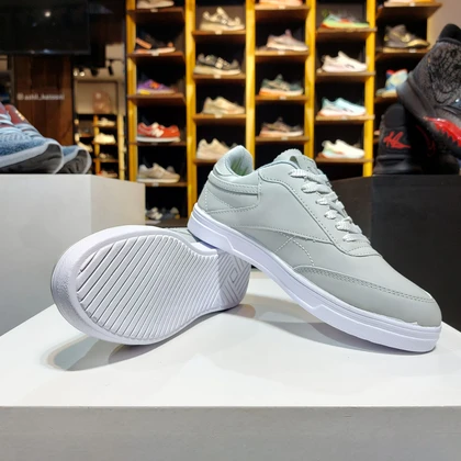 کفش پیاده روی مدل classic grywh-124001013