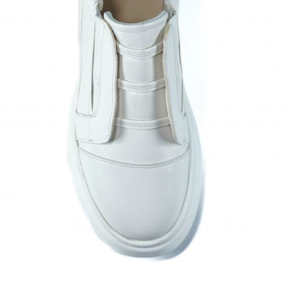 کفش راحتی زنانه استرادیواریوس مدل Stradivarius-Loafers-LFCr60