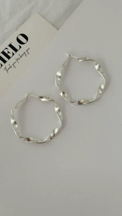 گوشواره پیچی هوپ