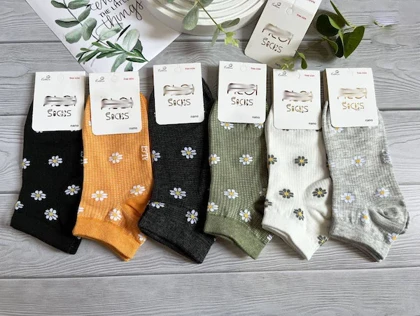 جوراب زنانه مچی گل بابونه