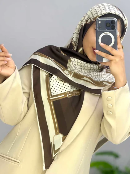 روسری حریر مورا کد 1020215