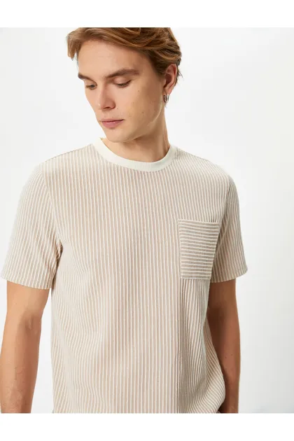 تیشرت آستین کوتاه جیبی با یقه خدمه با بافت 4SAM10280HK