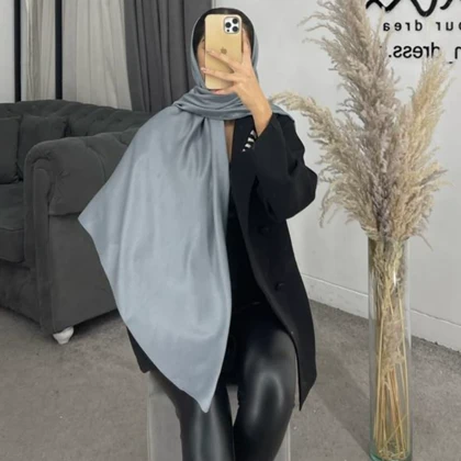 روسری منگوله‌دار