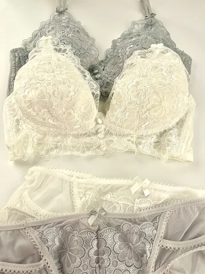 ست شورت و سوتین بدون فنر توری ابری کد 29381