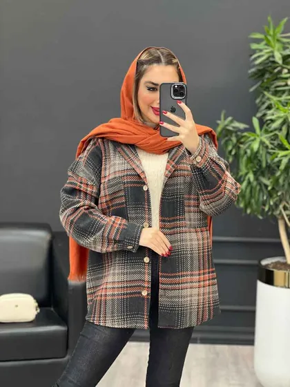 شکت کلاهدار دکمه چوبی