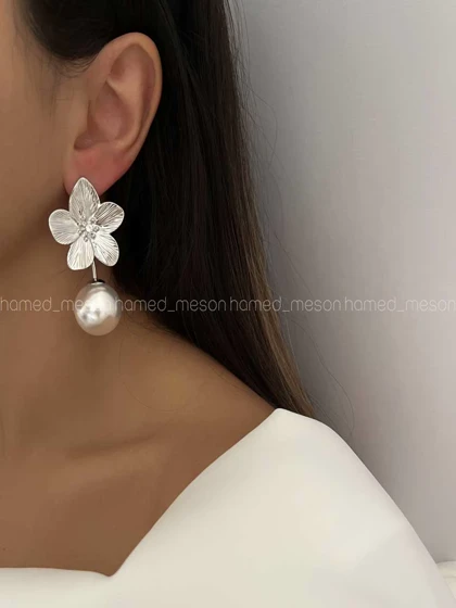 گوشواره مروارید بزرگ