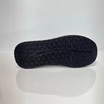 کفش راحتی زنانه بی بند رامیلا با کفی طبی مشکی