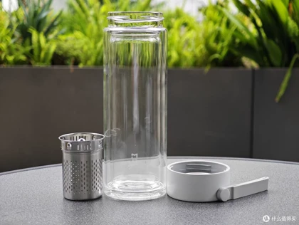 فلاسک شیشه‌ای دوجداره میجیا 400 میلی‌لیتر با صافی چای