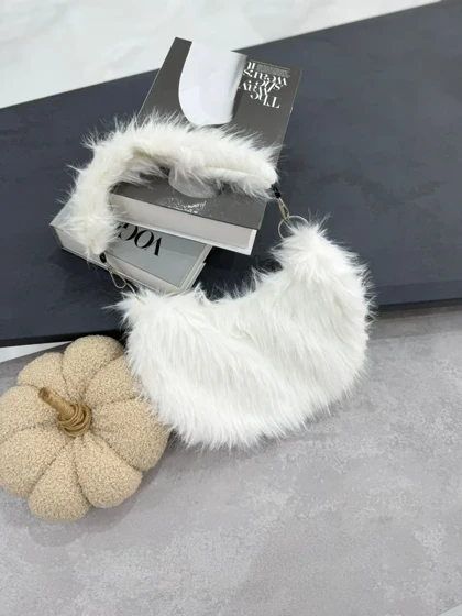 کیف خز نرمک