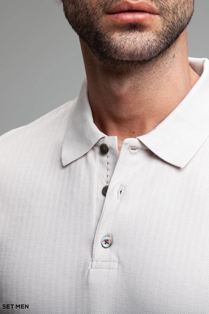 تیشرت یقه دارجناغی