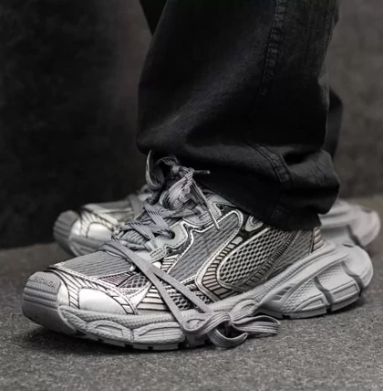 کتانی مردانه بالانسیگا 3XL طرح مستر