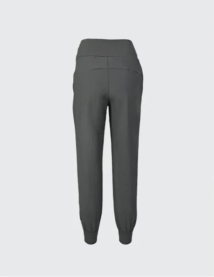 اسلش ورزشی زنانه نایکی Terina W