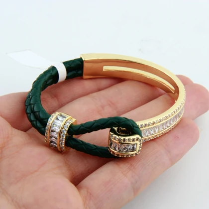 دستبند زنانه طرح بنگل بولگاری