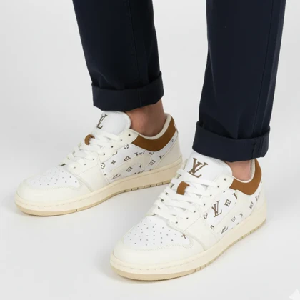 کتانی نایک تراویس، سفید باکیفیت و نرم استایل شیک و مینیمال کد 6001