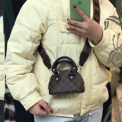کیف زنانه مینی بگ لویی ویتون LV وارداتی کد 930