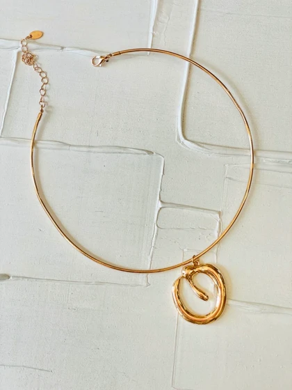 چوکر خاص طلایی (تخفیف: کمی نقطه های رنگ پریدگی )