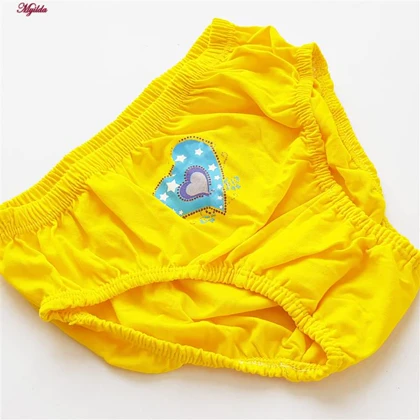شورت زنانه آیدا مدل اسلیپ نخی گلدوزی کد 4947-sys بسته 3 عددی