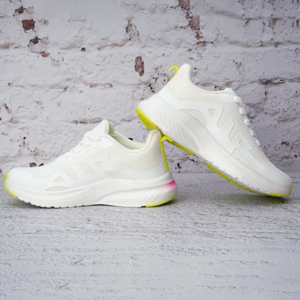 کفش کتانی زنانه نایک پگاسوس سفید (Nike Pegasus)