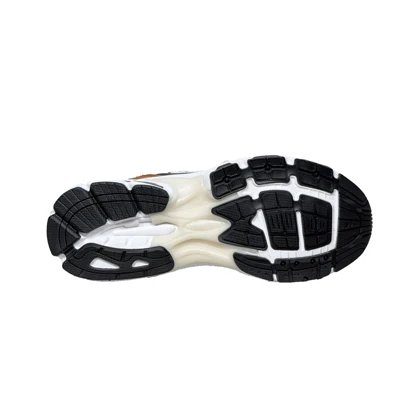کتانی اسپرت مردانه مدل نیوبالانس 758 New balance رنگ قهوه‌ای مشکی کد 51414