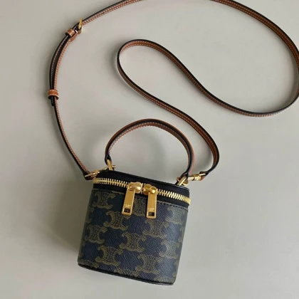 کیف صندوقی مین سلین Celine