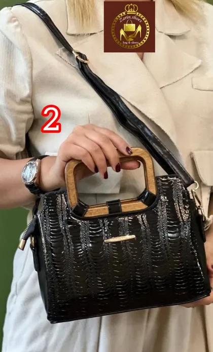 کیف دستی ورنی دسته چوبی