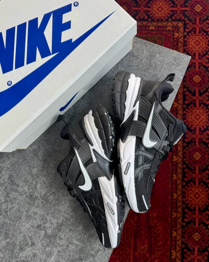 کتانی نایک v2k