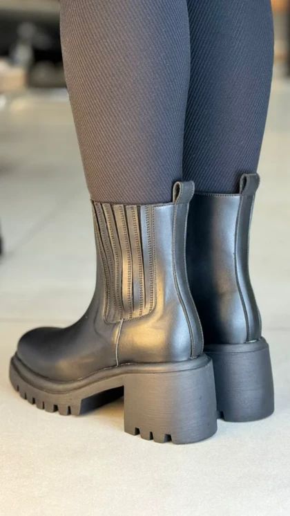 121 B - نیم بوت اسپرت یه طرف کش 121