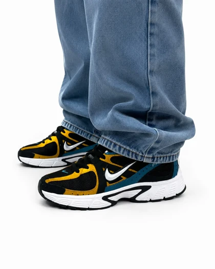 کفش کتانی مردانه رانینگ مدل نایکی P7000 مشکی خردلی کله غازی Nike P7000