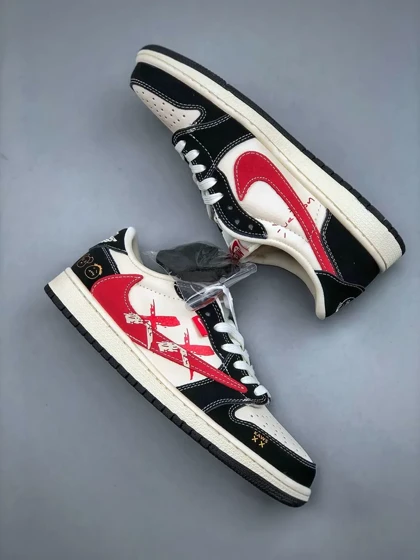 کتانی نایکی ایر جردن وان لو تراویس اسکات کاز Nike Air jordan 1 Low Travis Scott kaws