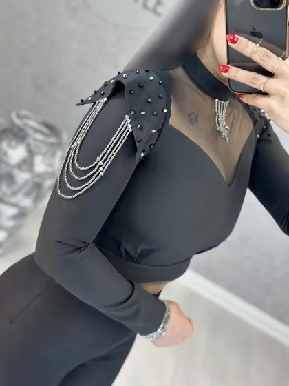 بلوز سرشانه زنجیر : 8704