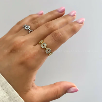انگشتر دایره‌ای نگین‌دار زنانه