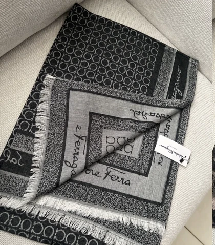 shawl 0218