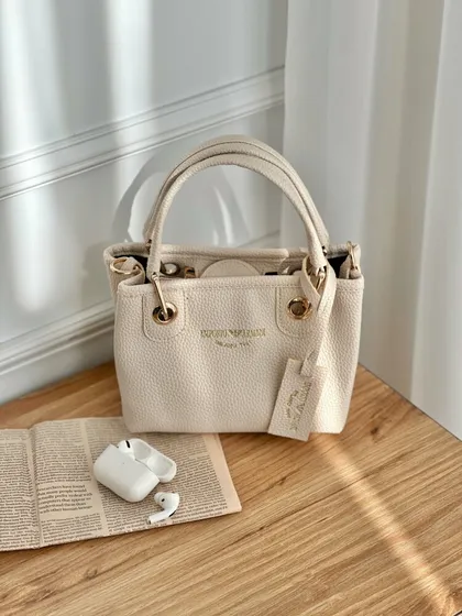 کیف 17900