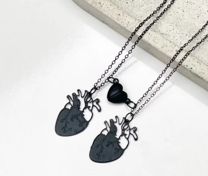گردنبند قلب اناتومی مشکی