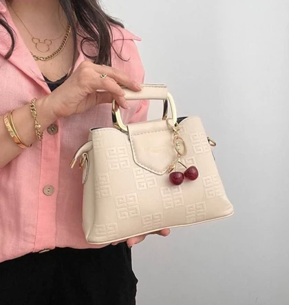 کیف زنانه مجلسی جیوانچی