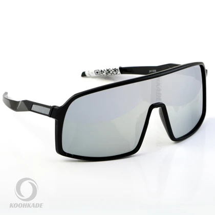 عینک ورزشی اوکلی (oakley) مدلSUTRO
