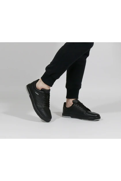 کفش دویدن و تمرین hummel