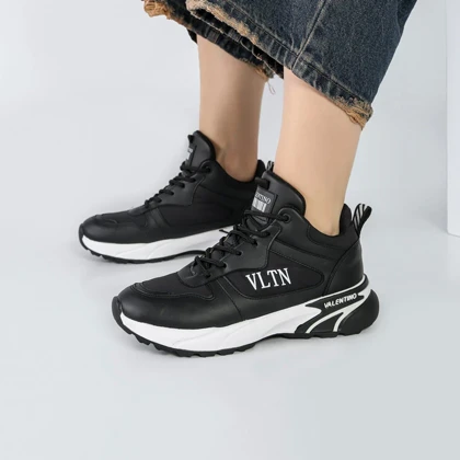 کفش و کتانی زنانه و دخترانه مدل VLTN رنگ مشکی کد M981