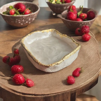 کاسه مربع دفرمه