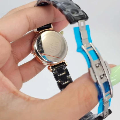 ساعت مچی زنانه امپریو آرمانی Emporio Armani AR-1840 با موتور کوارتز و بند سرامیکی