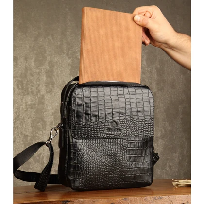 کیف دوشی مردانه بیورا مدل dbb38