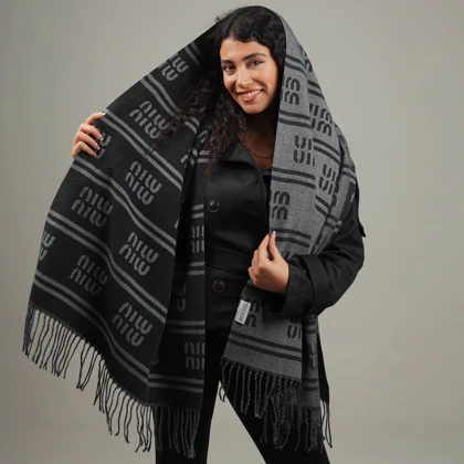 شال میو میو