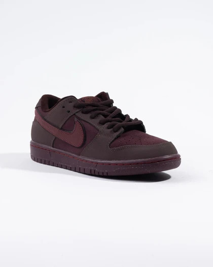 کتانی Nike
