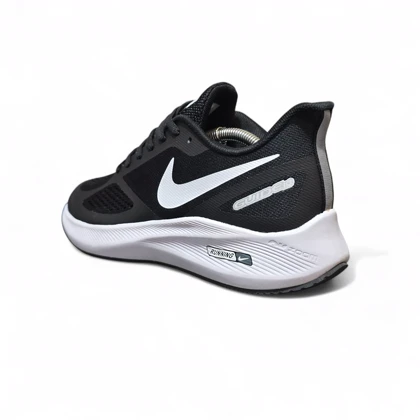 کتانی رانینگ نایک گاید 10 مشکی سفید