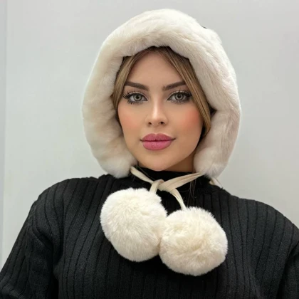 کلاه کاپشنی منگوله‌دار