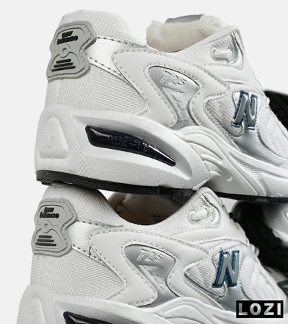 کفش کتانی مردانه و زنانه سفید طوسی NEW BALANCE 725