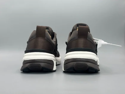 کتانی نایکی وی 2 کی ران قهوه ای سفید/Nike v2k