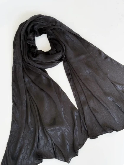 2051-شال ابریشم ژاکارد ترک