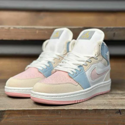 کتانی زنانه جردن ساق‌دار