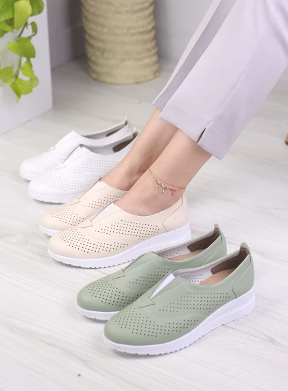 کفش پرسنلی زنانه نیکا